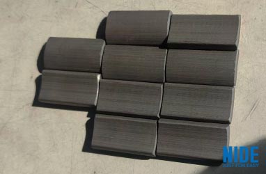 Applicazione di materiale magneticu di ferrite